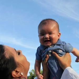 Meet your Posher, Claudia ivon